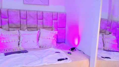 kariina_wong online show from November 2025 07:49:02 PM