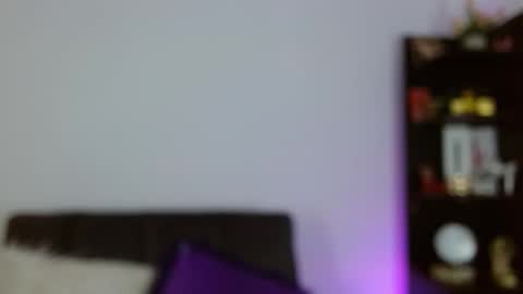 karime lee online show from March 2026 07:18:02 PM