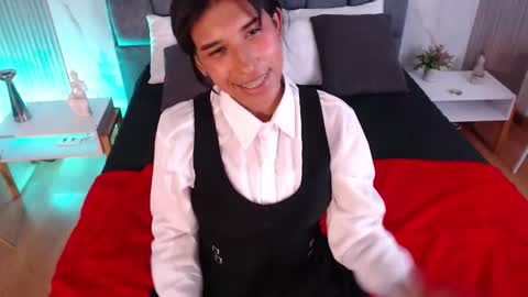 Karina online show from October 2025 07:33:01 PM