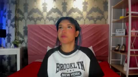 Karina online show from November 2025 07:24:01 PM