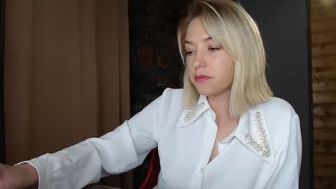 Snapshot of karina_fun chatting on January 2025 03:37:01 AM karina online show from January 2025 03:37:01 AM