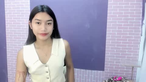 Snapshot of karina_goddess chatting on September 2025 08:03:01 PM karina online show from September 2025 08:03:01 PM