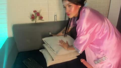 Kari online show from September 2025 11:21:02 AM