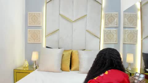 karinaacox online show from April 2026 01:04:02 PM