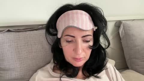 Karina online show from February 2025 01:27:01 PM