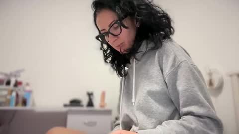 Karina online show from February 2025 04:46:02 AM