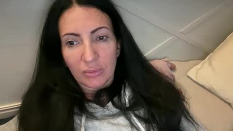 Karina online show from April 2026 03:35:01 AM