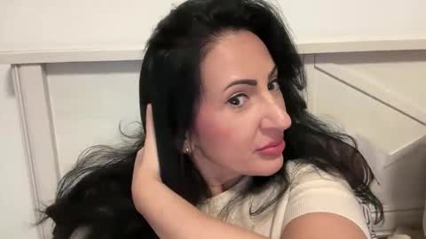 Karina online show from May 2026 08:47:02 PM