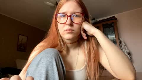 Snapshot of karinamuccia chatting on March 2026 07:25:02 AM Karina online show from March 2026 07:25:02 AM