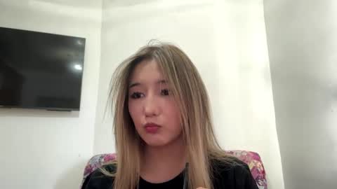 Snapshot of karissagius chatting on July 2026 09:12:01 AM karissagius online show from July 2026 09:12:01 AM