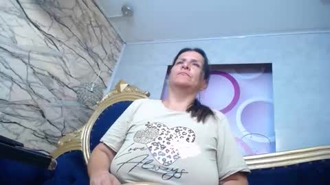 Snapshot of karito_mature17 chatting on October 2025 11:11:02 AM Karito online show from October 2025 11:11:02 AM