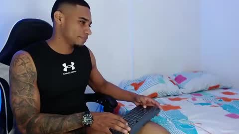 Snapshot of karl_jensennxx chatting on June 2026 04:31:01 AM karl_jensennxx online show from June 2026 04:31:01 AM