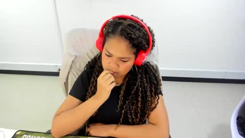 karla_cg online show from March 2025 10:26:01 PM