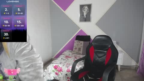 Karla online show from December 2024 07:43:02 PM