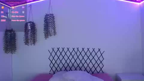 Karla online show from September 2025 01:46:02 PM