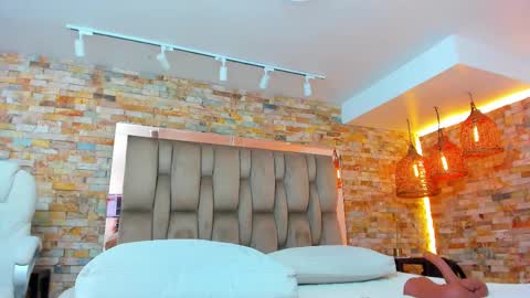 Snapshot of karla_dunn chatting on September 2025 08:47:02 PM Karla online show from September 2025 08:47:02 PM