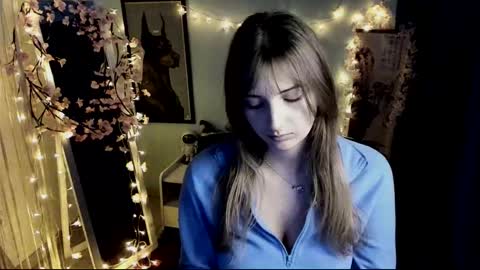 Snapshot of karla_flower chatting on February 2026 01:26:01 PM Karla online show from February 2026 01:26:01 PM