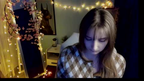 Snapshot of karla_flower chatting on February 2026 02:13:01 PM Karla online show from February 2026 02:13:01 PM