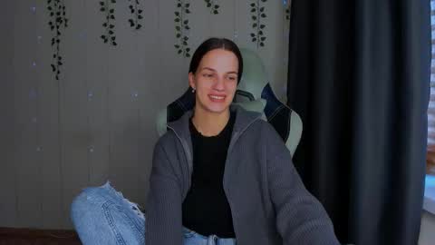 karla_lim online show from October 2025 10:26:01 AM