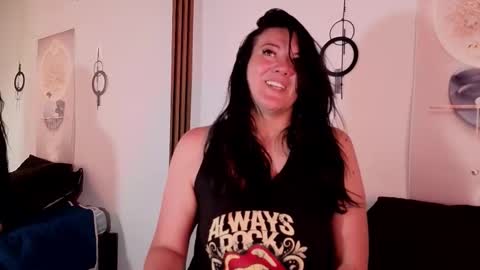 Snapshot of karla_valk1 chatting on November 2025 03:55:01 PM karla online show from November 2025 03:55:01 PM