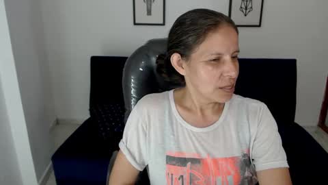 KARLYE online show from December 2024 12:02:01 AM