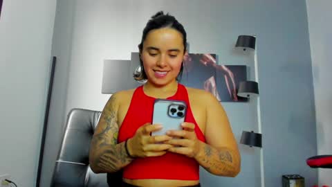   online show from December 2024 03:02:01 PM