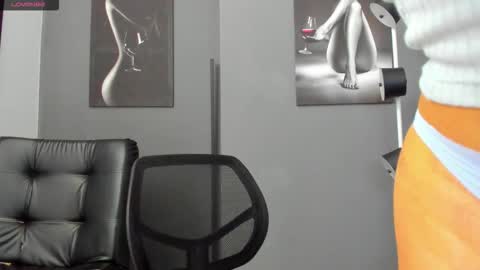   online show from September 2025 04:17:01 PM