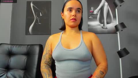   online show from October 2025 07:01:02 PM