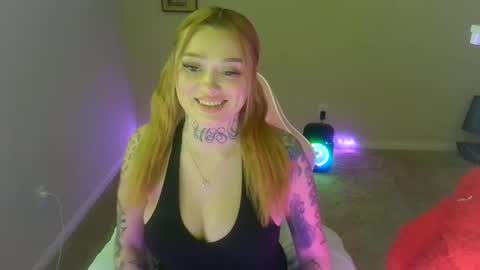 Snapshot of karmathevixen0304 chatting on May 2026 09:42:02 PM karmathevixen0304 online show from May 2026 09:42:02 PM