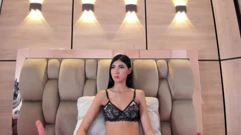  KAROL LEWIS  online show from December 2025 11:50:02 AM