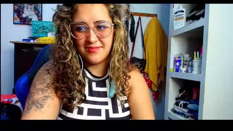 Snapshot of karol_naughty chatting on February 2026 12:24:02 PM online show from February 2026 12:24:02 PM