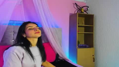 Karol online show from November 2025 10:10:01 PM