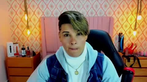 Snapshot of karolandluna chatting on March 2025 03:08:02 AM Karol and Luna online show from March 2025 03:08:02 AM