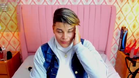 Snapshot of karolandluna chatting on March 2025 06:15:02 AM Karol and Luna online show from March 2025 06:15:02 AM