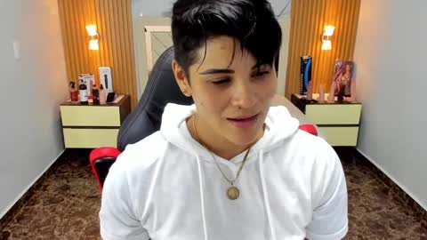 Snapshot of karolandluna chatting on September 2025 07:35:01 PM Karol and Luna online show from September 2025 07:35:01 PM