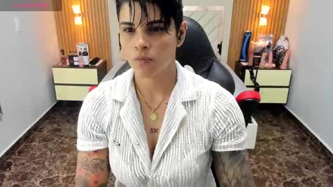 Snapshot of karolandluna chatting on September 2025 02:35:01 AM Karol and Luna online show from September 2025 02:35:01 AM