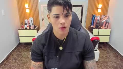 Snapshot of karolandluna chatting on October 2025 02:29:01 AM Karol and Luna online show from October 2025 02:29:01 AM