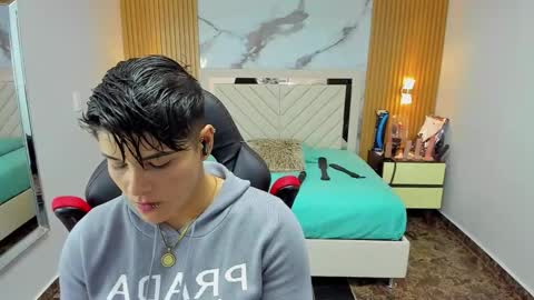 Snapshot of karolandluna chatting on October 2025 02:34:02 AM Karol and Luna online show from October 2025 02:34:02 AM