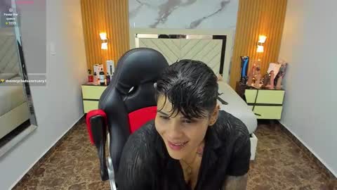 Snapshot of karolandluna chatting on October 2025 07:47:01 PM Karol and Luna online show from October 2025 07:47:01 PM