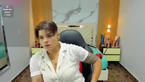 Snapshot of karolandluna chatting on October 2025 07:41:01 PM Karol and Luna online show from October 2025 07:41:01 PM