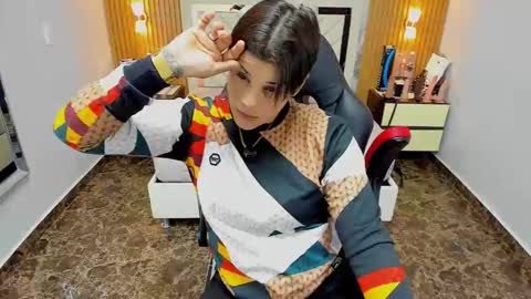 Snapshot of karolandluna chatting on November 2025 07:46:01 PM Karol and Luna online show from November 2025 07:46:01 PM