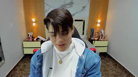 Snapshot of karolandluna chatting on November 2025 07:35:01 PM Karol and Luna online show from November 2025 07:35:01 PM