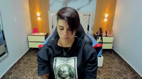 Snapshot of karolandluna chatting on February 2026 07:09:02 PM Karol and Luna online show from February 2026 07:09:02 PM