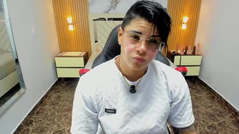 Karol and Luna online show from April 2026 07:36:02 PM