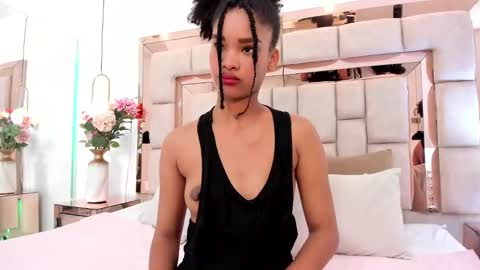 Karol  online show from November 2025 01:18:02 PM