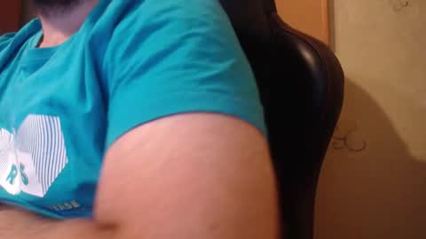 Karol  online show from November 2025 09:39:01 PM