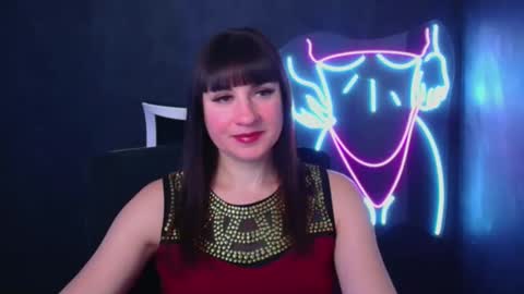 Caroline online show from December 2024 12:19:02 PM