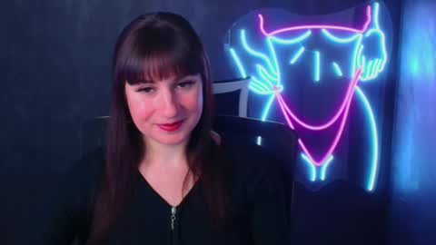 Caroline online show from December 2024 07:15:01 AM