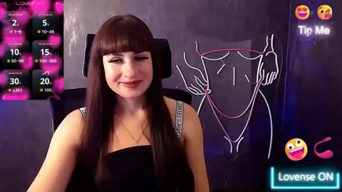 Caroline online show from October 2025 07:27:01 AM