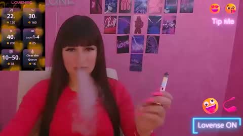 Caroline online show from April 2026 11:44:02 AM